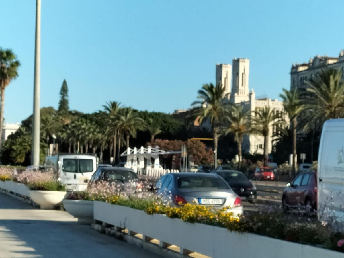 Rosa'S Apartment With Terrace Cagliari Exterior photo